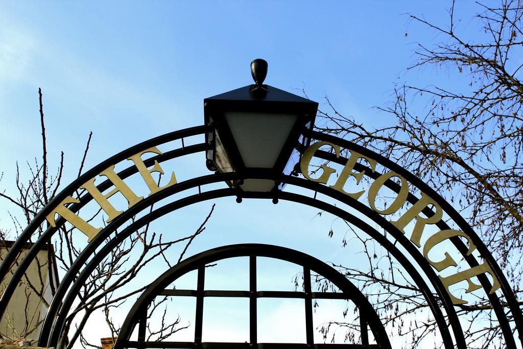 The George Hotel And Beach Club Yarmouth  Bagian luar foto