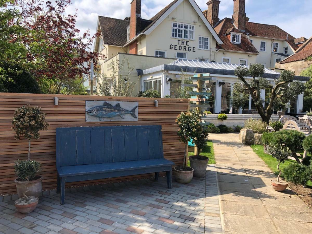 The George Hotel And Beach Club Yarmouth  Bagian luar foto
